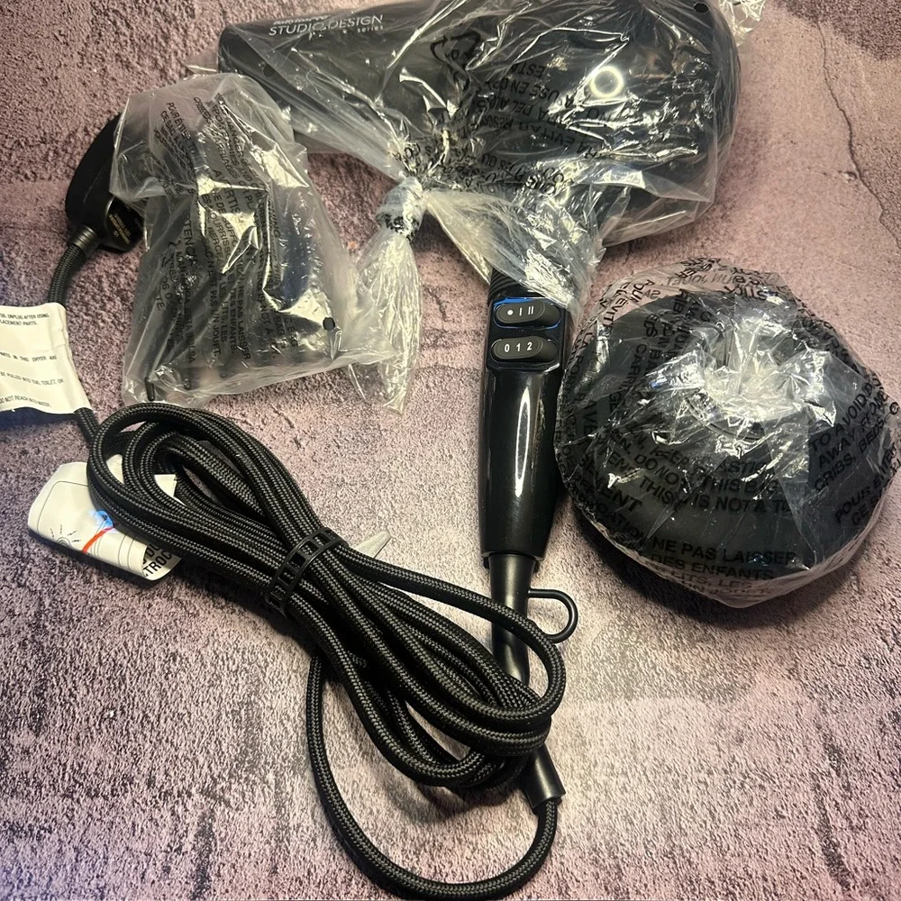 NEW! BabylissPRO Studio Design Series Sensor Dryer